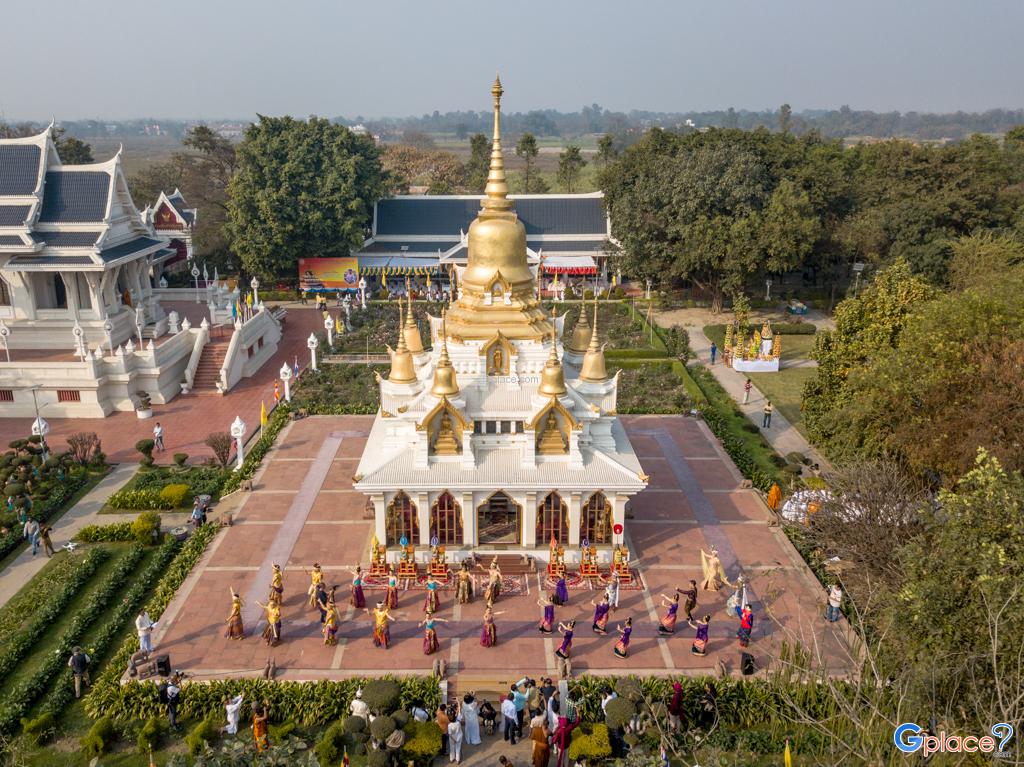 12 วัดไทยในดินแดนพุทธภูมิ