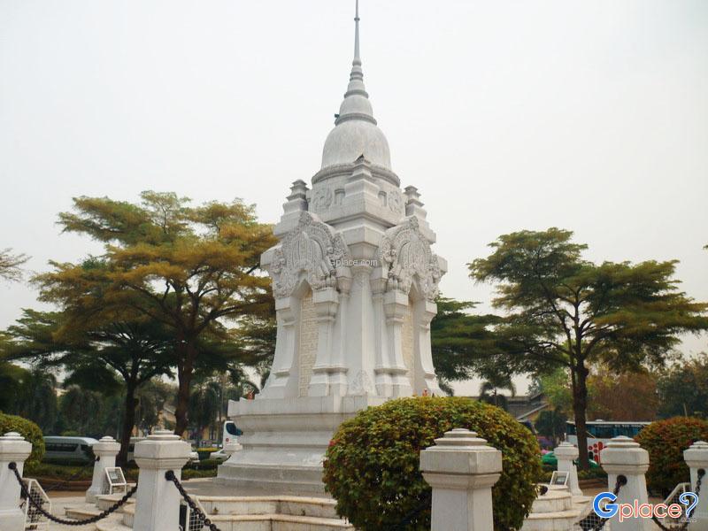 Volunteered Soldier Monument Bangkok