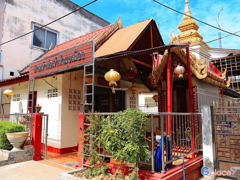 Chao Pho Chao Fa Mung Mueang Shrine