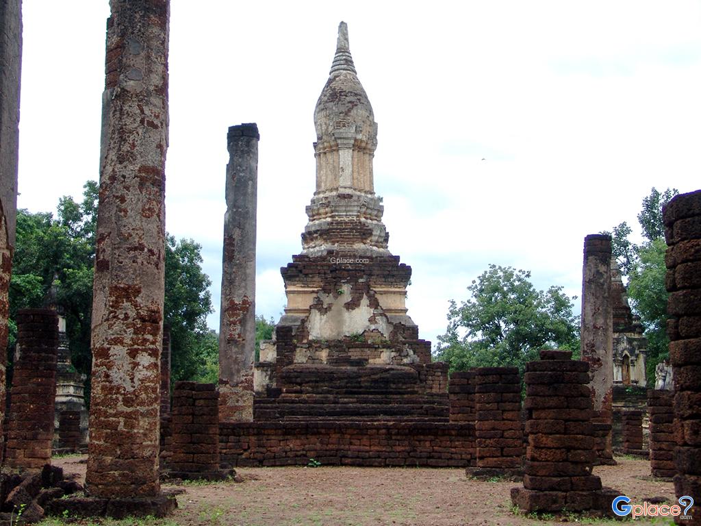 Wat Chedi Chet Thaeo