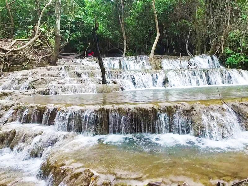 Takian Thong Waterfall