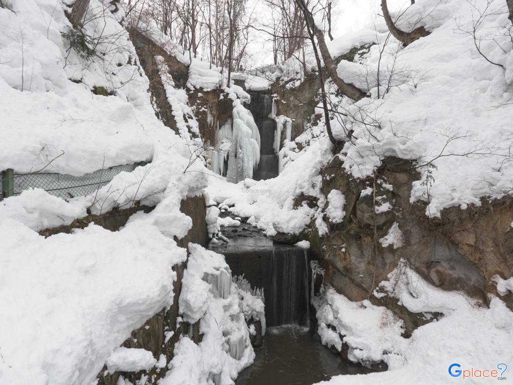 Shiraito Falls Jozankei