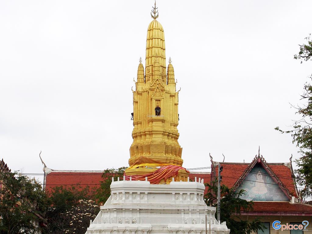 Wat Mani Sathit