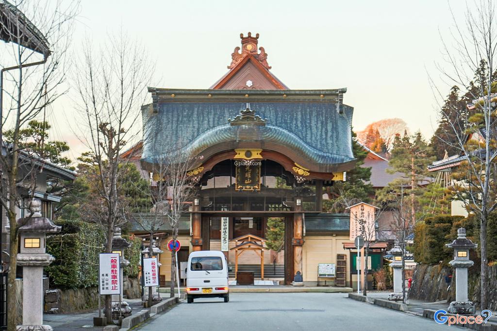 Takayama betsuin Temple