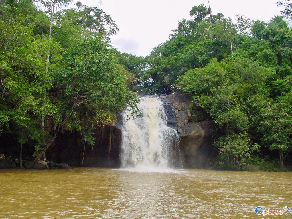 Ang Thong waterfall