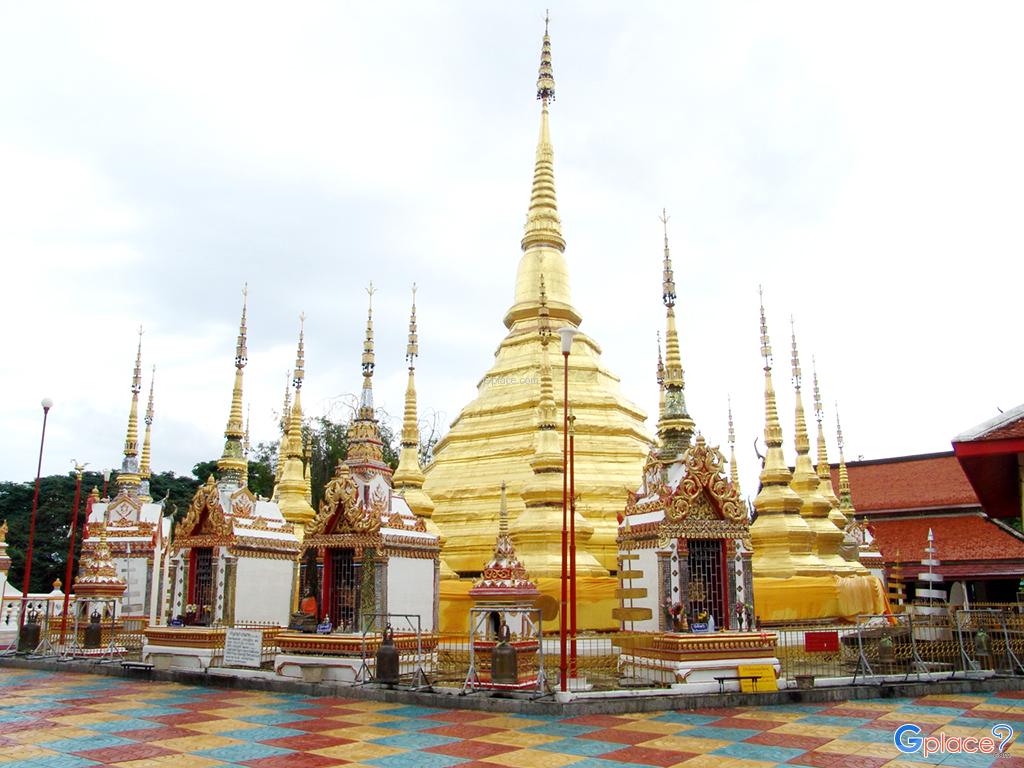 Wat Phra Boromthat Tak