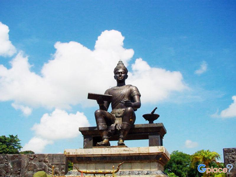 King Ramkhamhaeng Monument