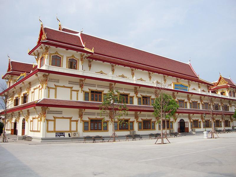 Wat Bang Pai Bang Bua Thong District