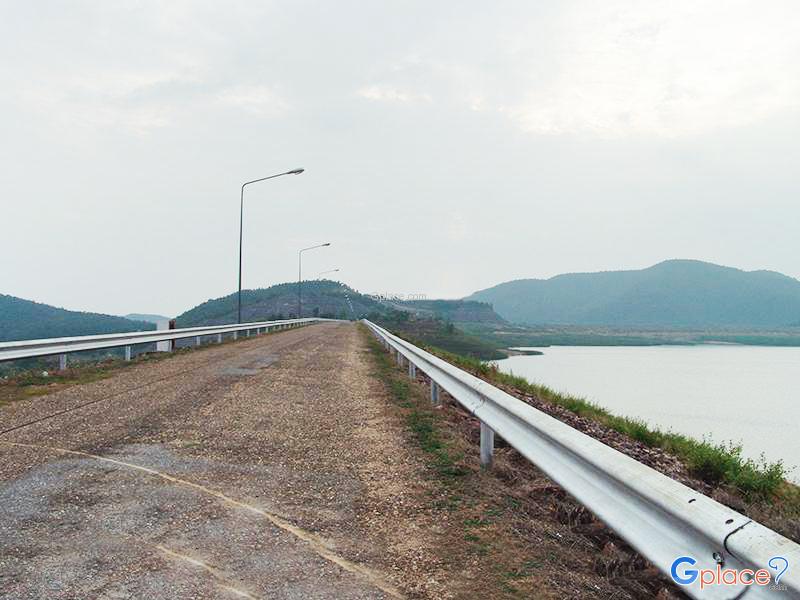 Mae Kuang Udomthara Dam