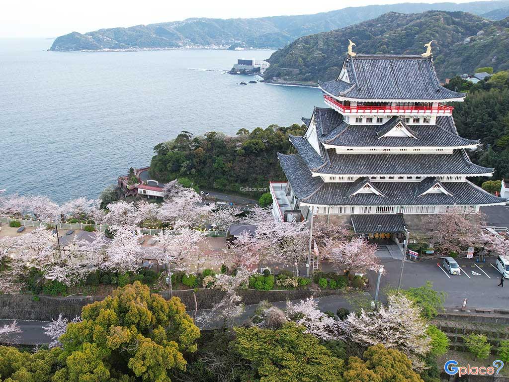 Atami Castle