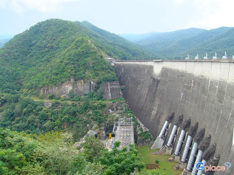 Bhumibol Dam