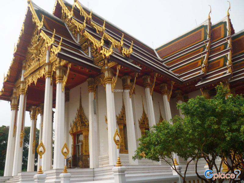 Wat Ratburana Bangkok